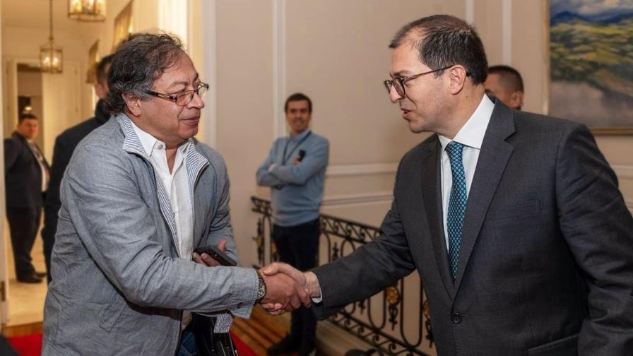 El fiscal general de Colombia a Petro: “Aquí estoy, esperando la destitución”