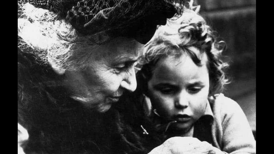 Madres en la historia: 5 mujeres que inspiran el amor maternal