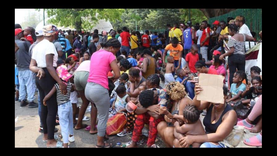 Migrantes que buscan llegar a EEUU, atrapados en un laberinto legal