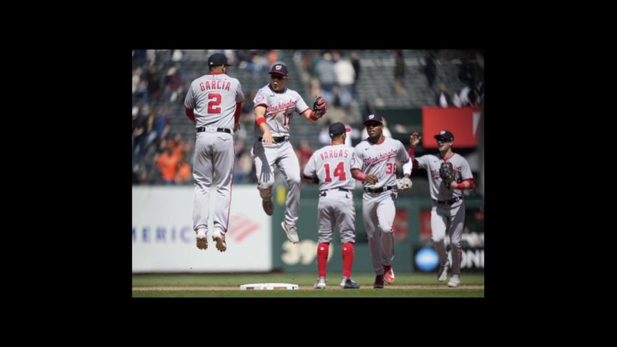 Adams y Thomas aportan jonrones a victoria de Nacionales