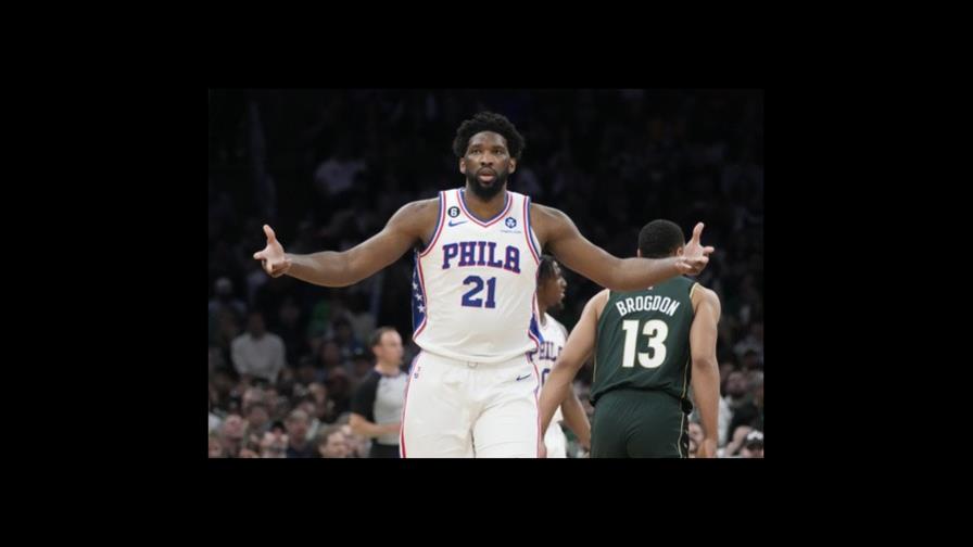 Embiid anota 33 y los 76ers toman ventaja sobre Celtics