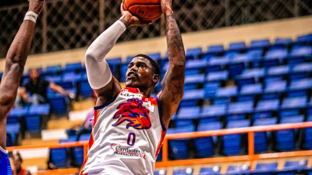 Reales y Cañeros arrancan ganando en la LNB