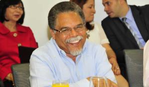 Eligen a Bienvenido &Aacute;lvarez Vega Premio Nacional de Periodismo 2023