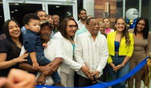 Empresario dominicano inaugura un nuevo restaurante en San Juan, Puerto Rico