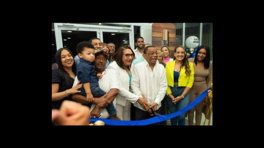 Empresario dominicano inaugura un nuevo restaurante en San Juan, Puerto Rico Empresario dominicano inaugura un nuevo restaurante en San Juan, Puerto Rico