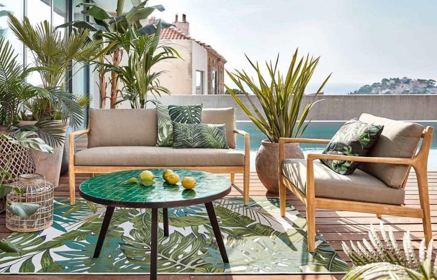 Cómo decorar una terraza con plantas y convertirla en un oasis