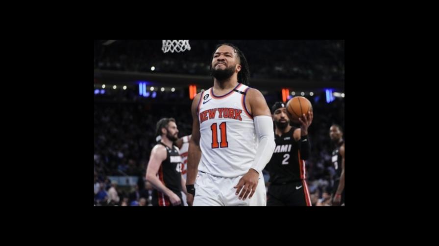 Con 38 de Brunson, Knicks reducen ventaja de Heat