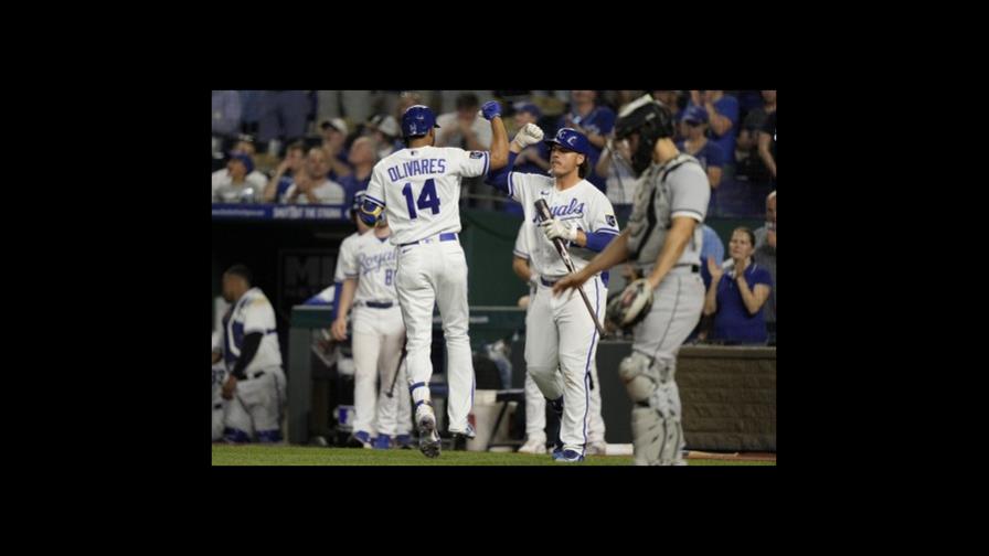 Pratto pega jonrón; Reales aplastan a Medias Blancas