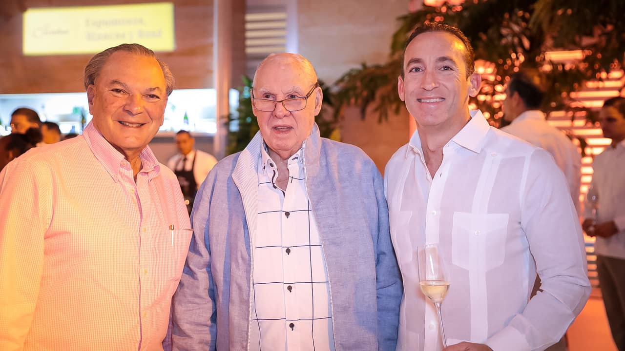 Frank Rainieri Luis Machado y Piero Bonarelli.
