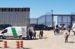 EE.UU. detiene a miles de migrantes en El Paso, Texas, antes del fin de la deportación exprés EE.UU. detiene a miles de migrantes en El Paso, Texas, antes del fin de la deportación exprés