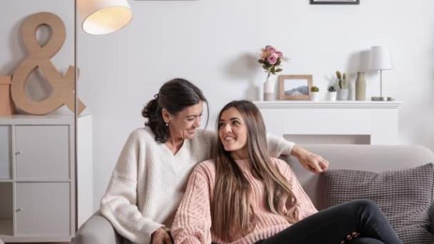 La relación madre-hija: consejos para mejorar la comunicación y el vínculo