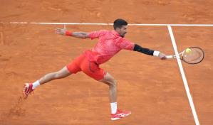Djokovic arranca en Roma con triunfo ante Etcheverry, Garín elimina a Paul
