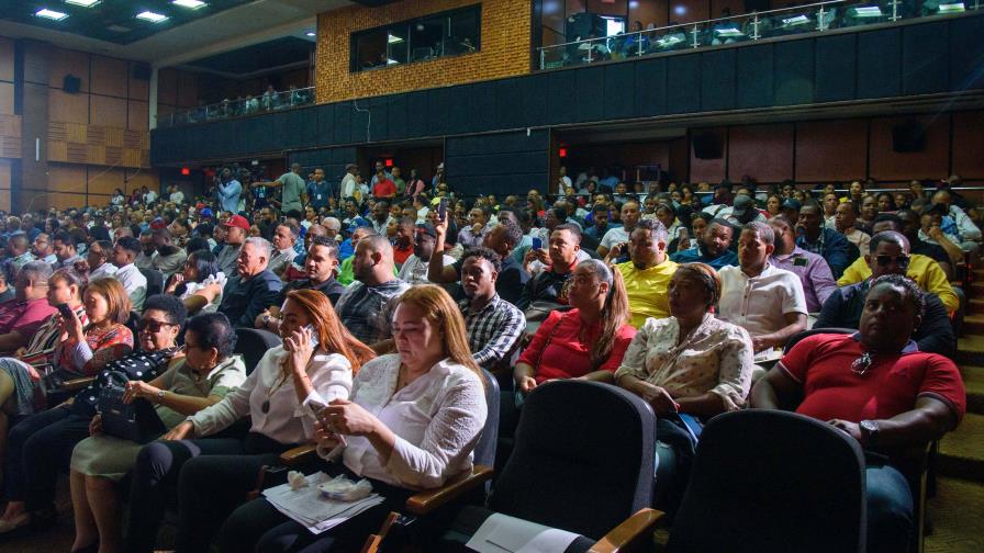 Capacitarán dominicanos para trabajar en Estados Unidos y Canadá Capacitarán dominicanos para trabajar en Estados Unidos y Canadá