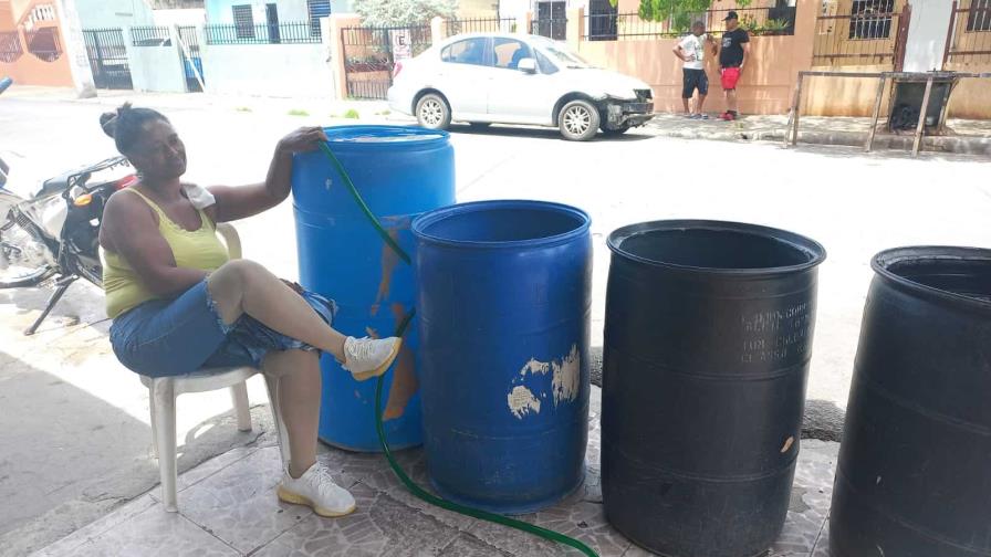 Residentes de Cristo Rey se quejan de la poca cantidad de agua que recibe el sector