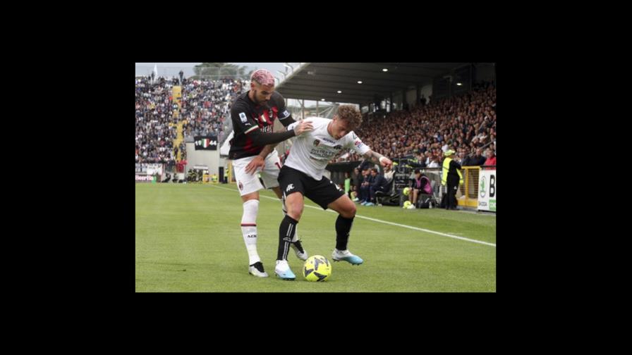 AC Milan sigue en problemas, pierde con el Spezia en la liga