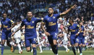 Newcastle empata con el Leeds; aficionado encara a Howe