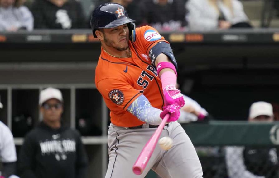 Yanier Díaz conecta su primer jonrón y los Astros mantienen buena racha