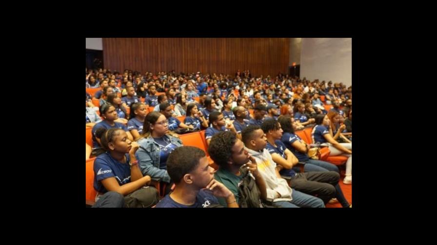 Más de 3,500 estudiantes dominicanos se preparan para vivir la experiencia del Summer Work Más de 3,500 estudiantes dominicanos se preparan para vivir la experiencia del Summer Work