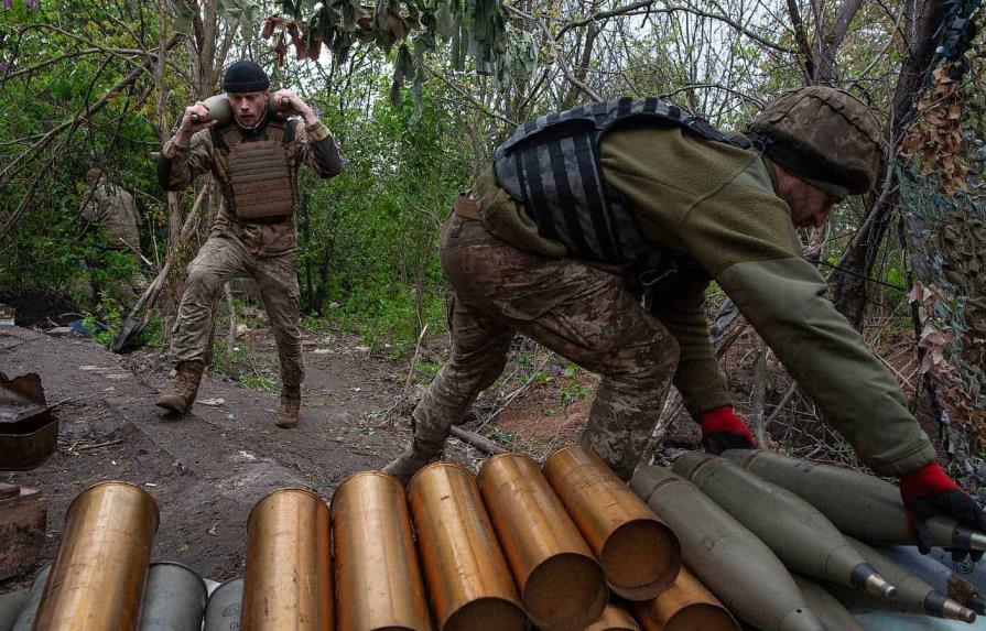 El Ejército ruso informa de intentos masivos de Kiev de romper sus defensas en Bajmut