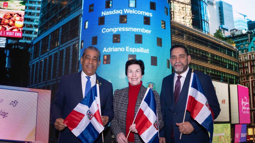 Bandera dominicana ondeó en Nasdaq