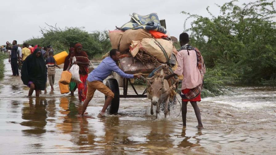 Al menos 22 muertos y más de 200,000 desplazados por las inundaciones en Somalia