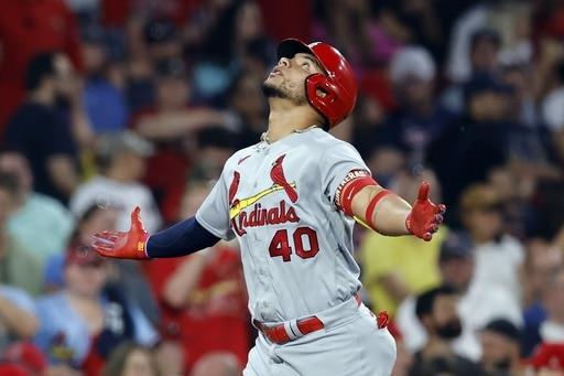 Cardenales ganan a Dodgers en fiesta de jonrones; Contreras pega 2