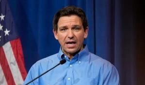 DeSantis en Iowa, una gira con señas de campaña presidencial