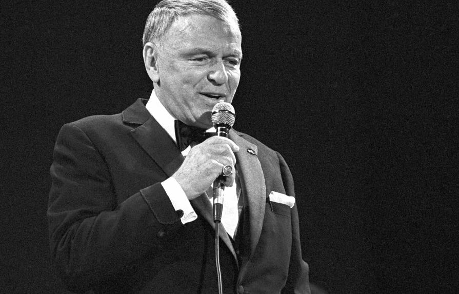 Frank Sinatra, ese canalla incorregible y seductor, a 25 años de su muerte