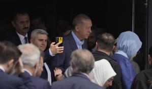 Erdogan resiste la presión y aspirará a la reelección en segunda vuelta de presidenciales