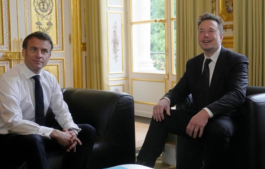 Emmanuel Macron recibe a Elon Musk antes de evento sobre inversionistas