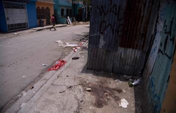 Los Tres Brazos bajo fuego; dicen van seis muertos en dos días