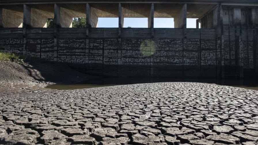 Crisis hídrica: sale agua salada de los grifos en Uruguay