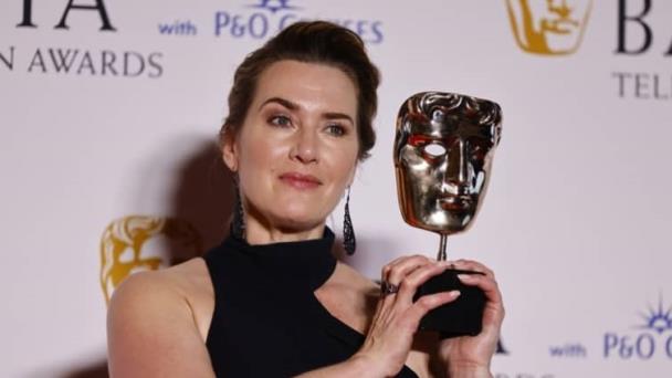 El discurso de Kate Winslet contra las redes sociales en los Bafta: “Queremos a nuestros hijos de vuelta”
