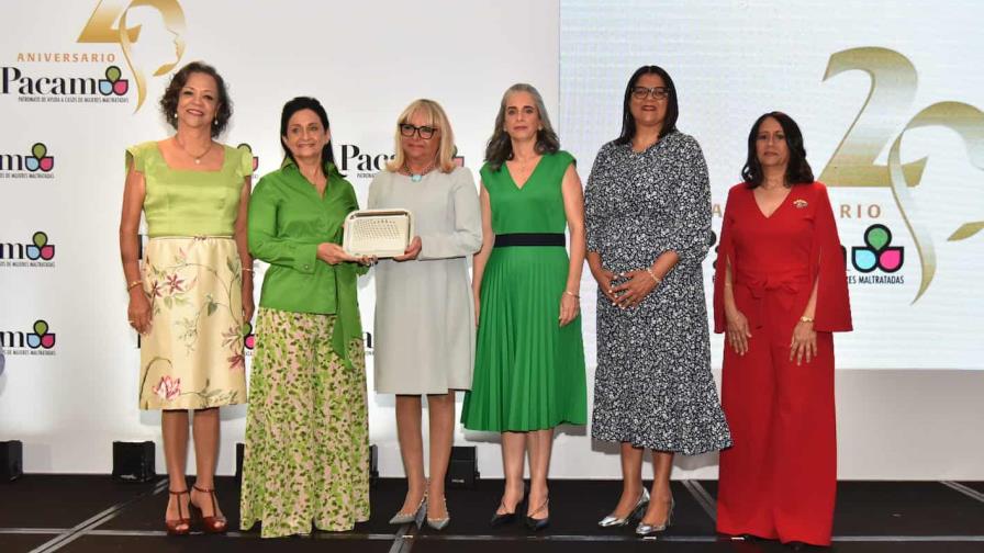 Patronato de Ayuda a Casos de Mujeres Maltratadas ha impactado a 200 mil personas en el país en 20 años