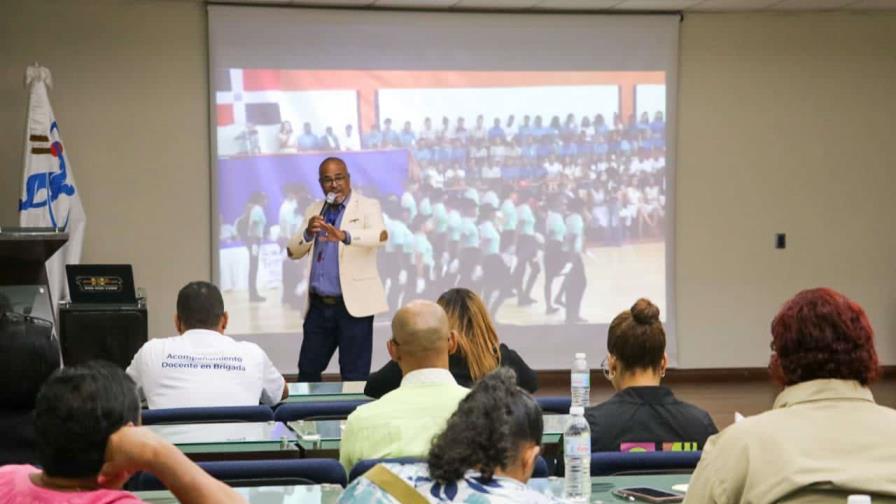 Instituto Nacional de Educación Física impartió “Primer Taller de Marcha Escolar Inefi 2023”