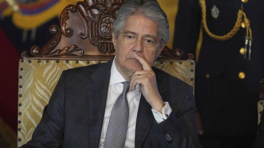 El juicio de censura al presidente de Ecuador se dirime en el Parlamento y en la red