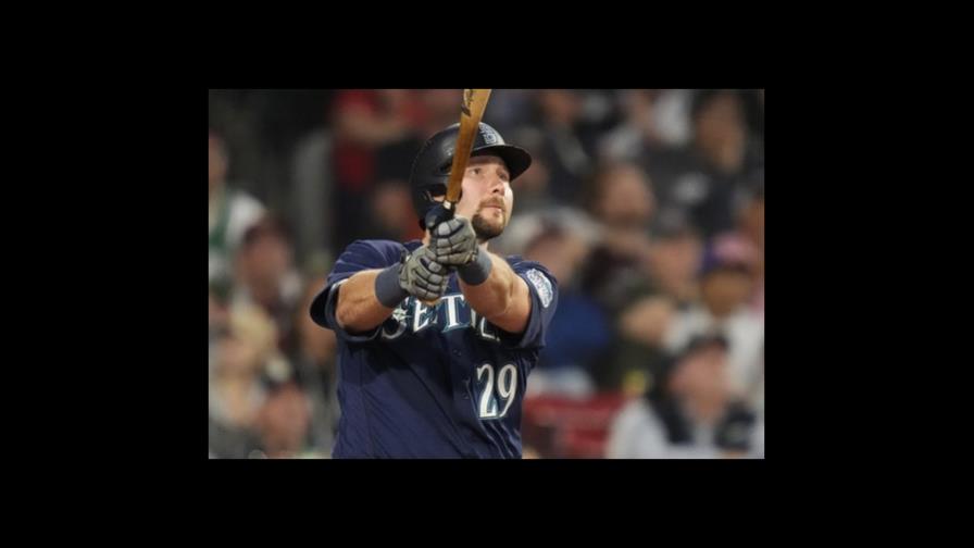 Marineros aplastan a Medias Rojas; Raleigh pega 2 jonrones