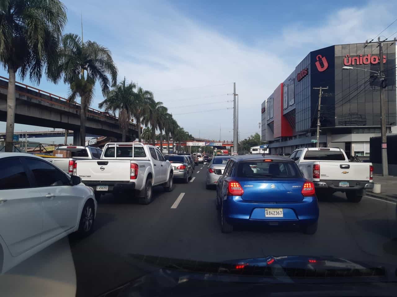 Tapones que se forman en las horas pico.