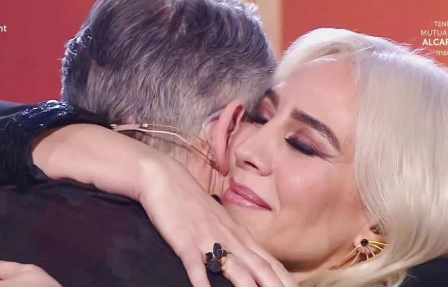 Las lágrimas de Miguel Bosé al escuchar a Mónica Naranjo cantar su canción Si tú no vuelves