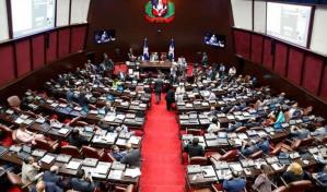 Comisión de diputados aprueba informe del Código Penal sin las tres causales del aborto