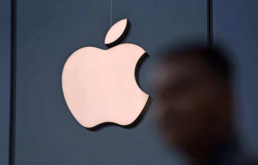 EE.UU. acusa a exempleado de Apple por robar tecnología de carros autónomos y darla a China