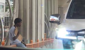 Persona apresada por obligar niños haitianos a pedir limosnas en calles de Santiago dice es menor de edad