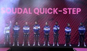 Cuatro compañeros de Evenepoel dejan el Giro por COVID-19