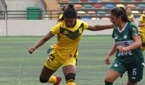 Jendy Matos, un talento del fútbol criollo que llega al Perú