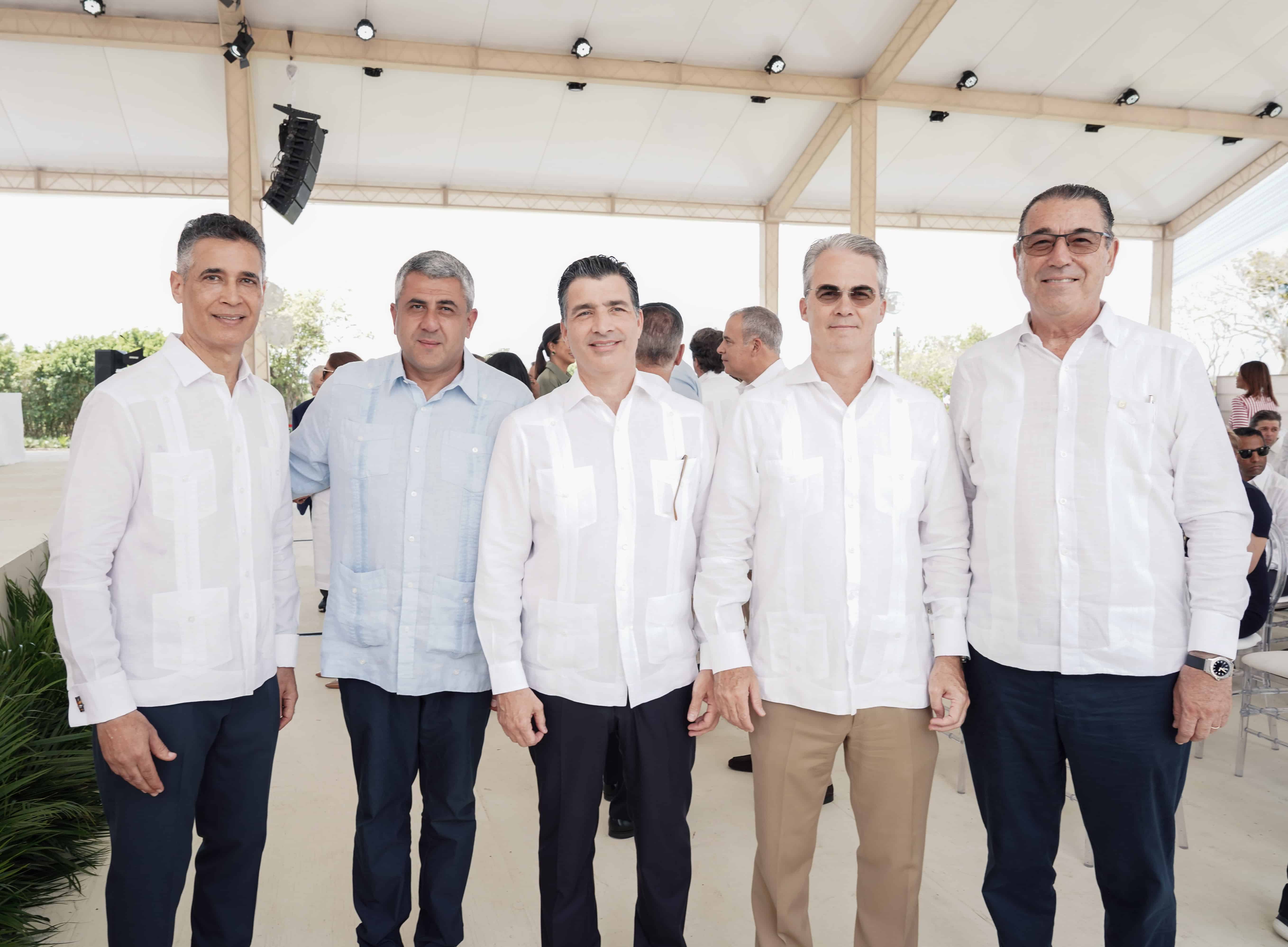 Andrés Pichardo, Zurab Pololikashvil, Christopher Paniagua, René Grullón y Juan M. Martin de Oliva.