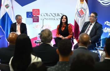 Tribunal Constitucional realiza coloquio sobre Libertad de Expresión y Redes Sociales