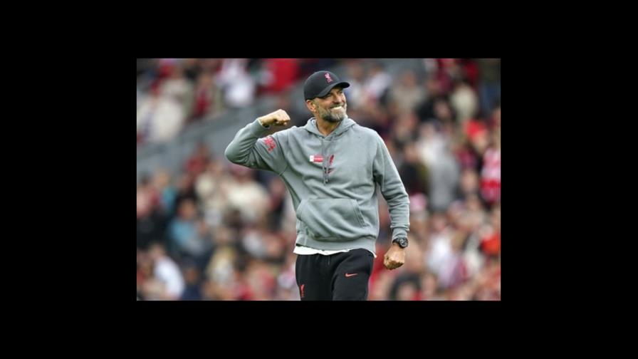 Klopp suspendido 2 partidos por cuestionar integridad arbitral