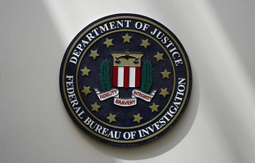 FBI violó normas al usar inteligencia extranjera, dice corte de EEUU