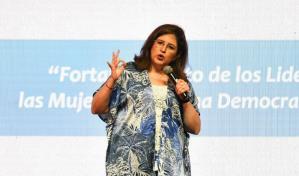 Exdiputada mexicana exhorta a las mujeres dominicanas a estar en la política