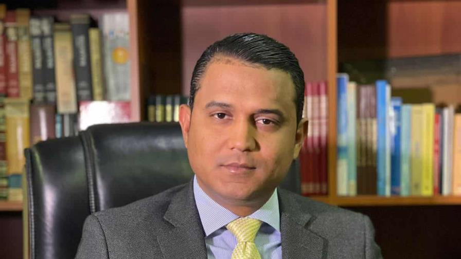 Renuncia fiscalizador de la provincia La Altagracia